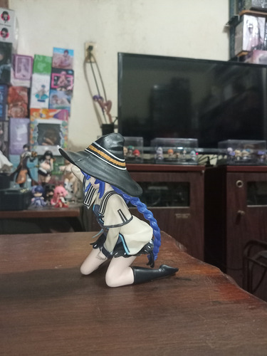 Figura Roxy Migurdia Mushoku Tensei Rodillas