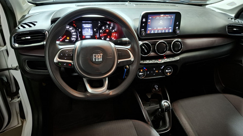 Fiat Cronos 1.8 Precision