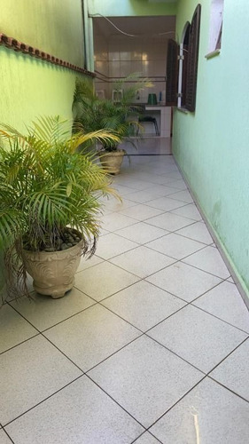 Imagem 8 de 19 de São Bernardo Do Campo Lindo Sobrado 240 Metros, 2 Dormitórios, Sala 2 Ambientes, 2 Vagas E Quintal Ótimo Valor !! - So1031
