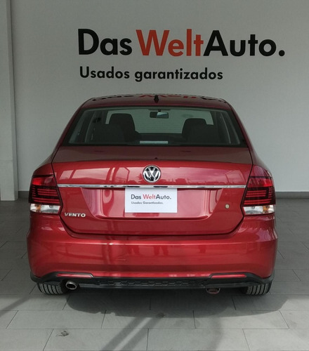 Imagen 4 de 12 de Volkswagen Vento Comfortline Plus 1.6 2020