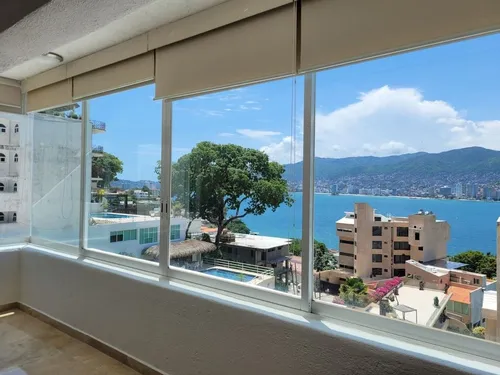Casa En Venta En Acapulco Con Vista A La Bahía