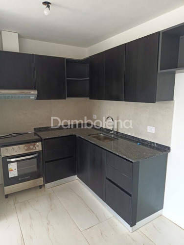 Departamento Uf 101 A En Venta En Moreno