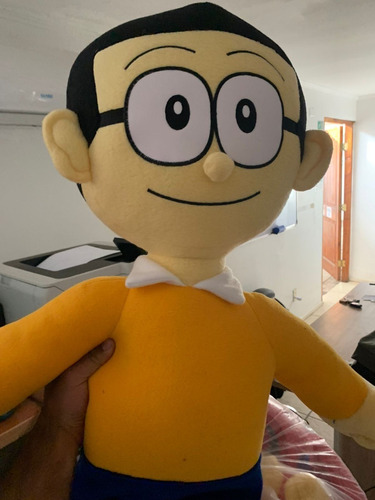 Peluche Gigante De Nobita, De Doraemon