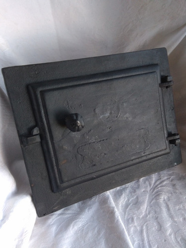 Puerta De Fundicion Para Carga De Hornos Y Cocinas A Leña