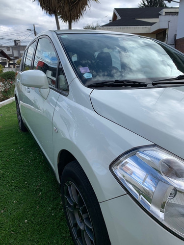 Nissan Tiida Hatchback Japones Full Equipo