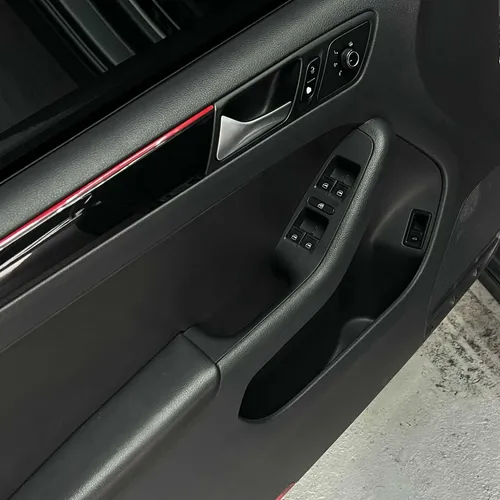 Volkswagen Jetta gli blindaje 2 plus