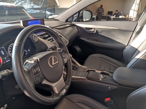 Imagen 11 de 15 de Lexus Nx 300 F- Sport