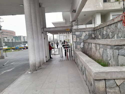 Estacionamiento En Venta En Macul