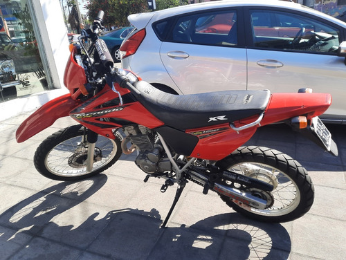 Imagen 4 de 9 de Honda Tornado