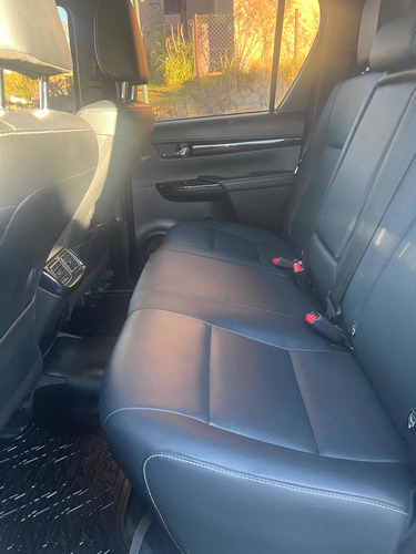 Imagen 5 de 7 de Toyota Hilux 2019 2.8 Cd Srx 177cv 4x4 At