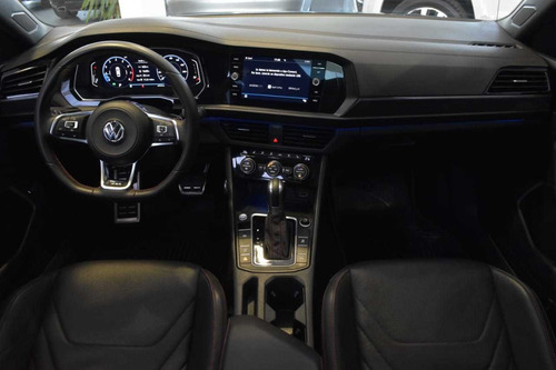Volkswagen Vento 2.0 Gli - Car Cash