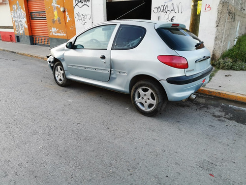 Peugeot 206 2004 En Partes Yonke Por Partes 1.4