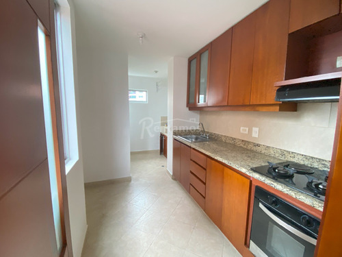 Apartamento En Arriendo En Santa Maria De Los Angeles. Cod A776166