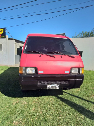 Mitsubishi L300