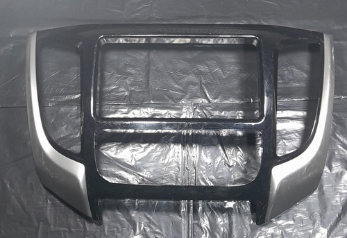 Moldura Comando Do Ar Digital L200 Sport 2010 A 2022 (Usado)