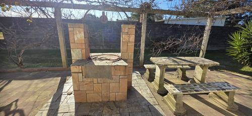 Casa 2 Dormitorios Con Terreno De 1200 Metros ^ Y Contenedor