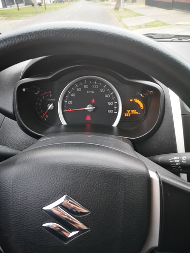 Imagen 5 de 15 de Suzuki Celerio Mecánico 1.0