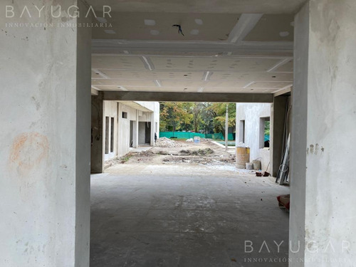 Venta - Excelente Casa A Estrenar En Sausalito - Bayugar Negocios Inmobiliarios
