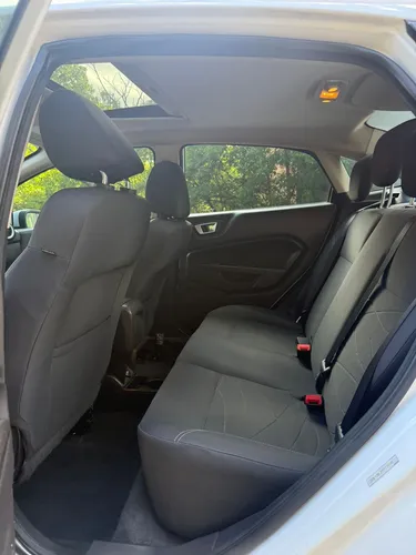 Ford Fiesta 1.6 Sportback Se Mecánica