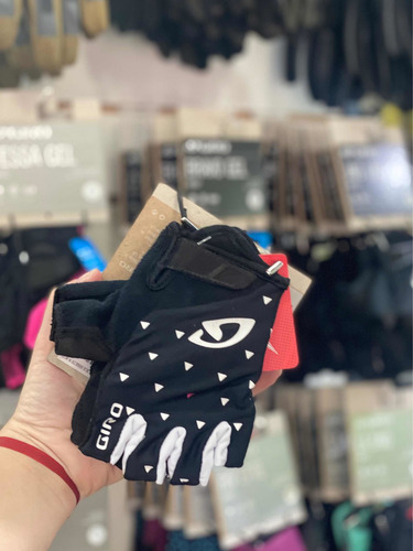 Imagen 2 de 8 de Guantes Cortos Giro Jagette Ciclismo Dama - Urquiza Bikes