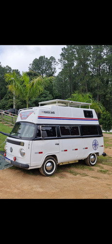 Kombi Home Com Teto Alto Imperdível