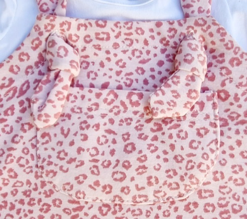 Imagen 2 de 2 de Conjunto Bebe Jardinero Animal Print C/nuditos Remera Lisa