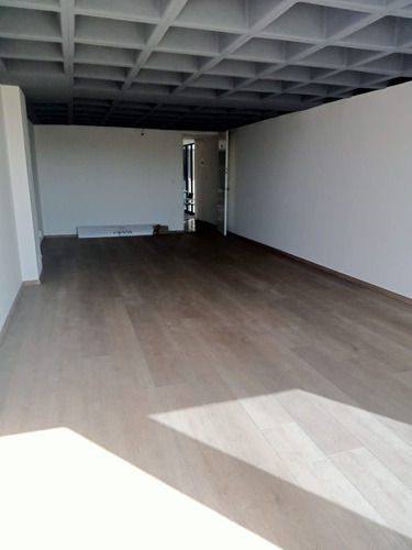 Renta Cómodas Y Bonitas Oficinas De 55m2 En Col. Hipodromo