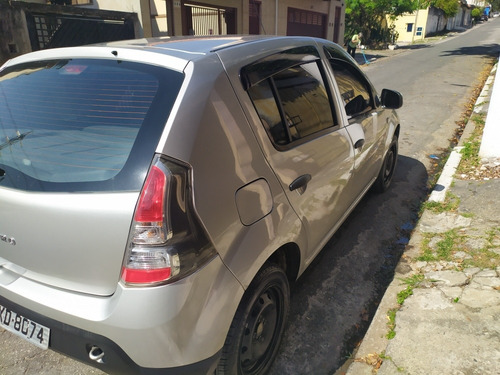 Renault Sandero 2014 1.0 16v Expression Hi-flex 5p