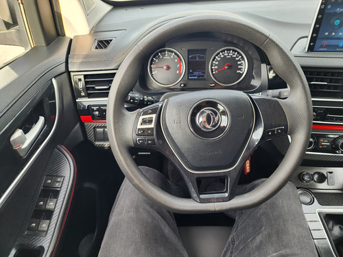 Dongfeng SX6 1.6 Sx6 Mt5