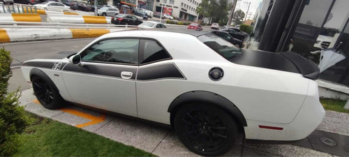Imagen 13 de 15 de Dodge Challenger 2018 6.5l Sc Pack At