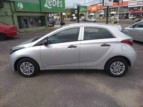 Imagem 2 de 15 de Hyundai Hb20 1.0 Unique 12v Flex 4p Manual