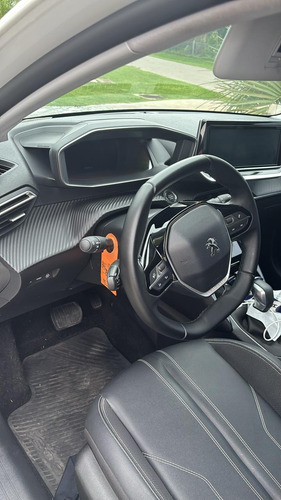 Peugeot 208 1.6 Feline Tiptronic