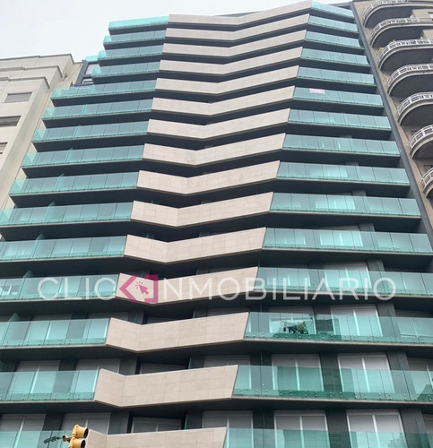 Venta Apartamento 2 Dormitorios Torre Centra