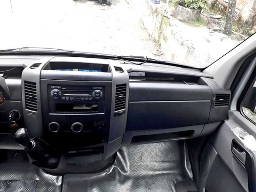 Imagem 4 de 9 de Mercedes-benz Sprinter Van 2.2 Cdi 415 Luxo Teto Alto 5p