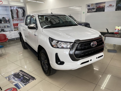 Toyota Hilux 4x4 Diesel 2024 Mt 2.4 Bono Toyota Fest.