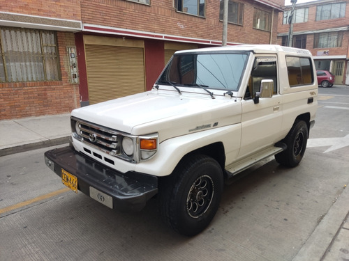 Toyota Land Cruiser 4.5 Fzj73