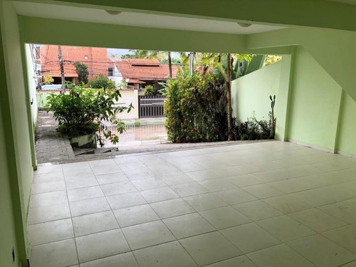 Imagem 3 de 12 de Casa Em Itaipu, Niterói/rj De 182m² 3 Quartos À Venda Por R$ 800.000,00 - Ca813146-s