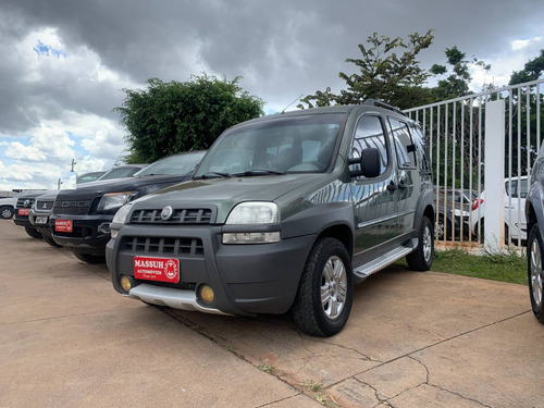 Imagem 2 de 12 de Fiat Doblò 1.8 Mpi Adventure 8v Flex 4p Manual