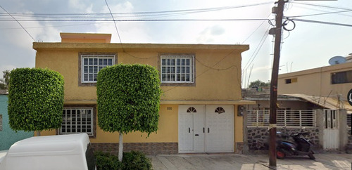 Casa En Venta En Fresno 106, Viveros Xalostoc, 55340 Ecatepec De Morelos, Méx. Ajrj