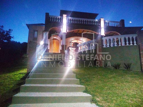 Imagen 1 de 26 de Casa 3 Dormitorios En Venta - Villa Del Lago - Villa Carlos Paz