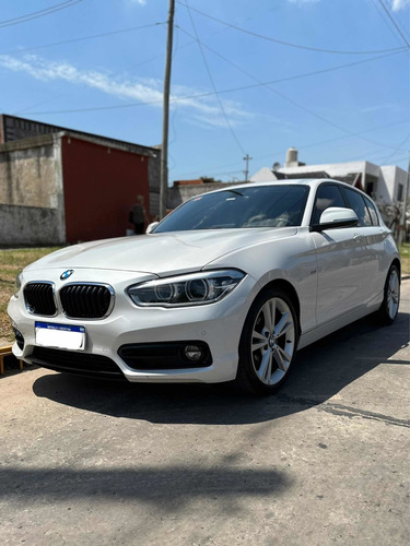 Imagen 1 de 11 de Bmw Serie 1 2018 1.5 118i Sport Line 136cv