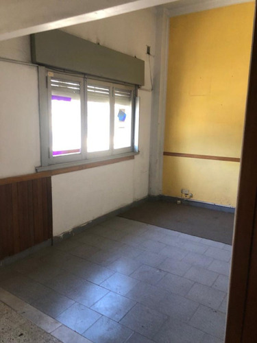 Venta Ph 2 Ambientes A Refaccionar Lanús