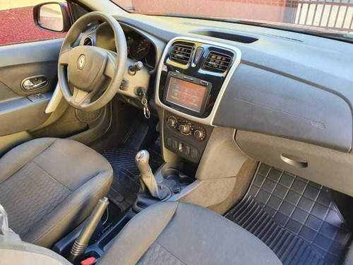 Renault Sandero Expression 1.0