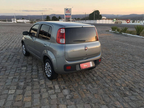 Imagem 4 de 14 de Fiat Uno 2015 1.0 Vivace Flex 5p