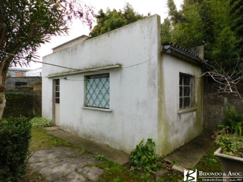Imagen 13 de 15 de Casa De 2 Dormitorios Con Local Al Frente