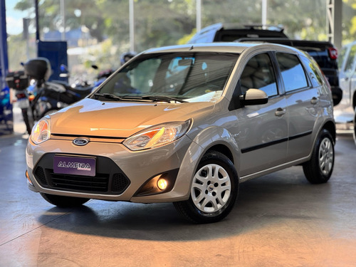 Ford Fiesta 1.6 MPI CLASS HATCH 8V FLEX 4P MANUAL