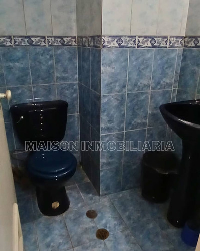 Se Vende Local U Oficina En Cc. Maracay Plaza Maracay