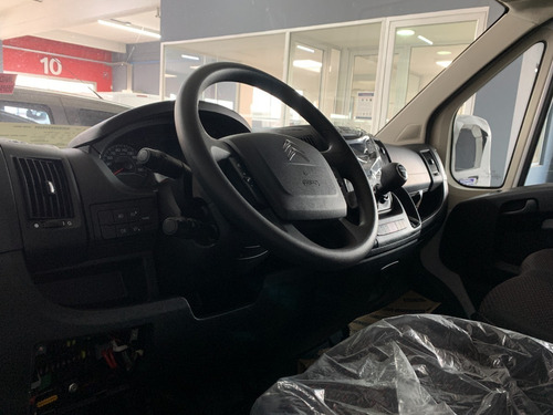 Imagen 16 de 19 de Citroën Jumper 2.2 435 L2h2 Hdi 130 Mt6