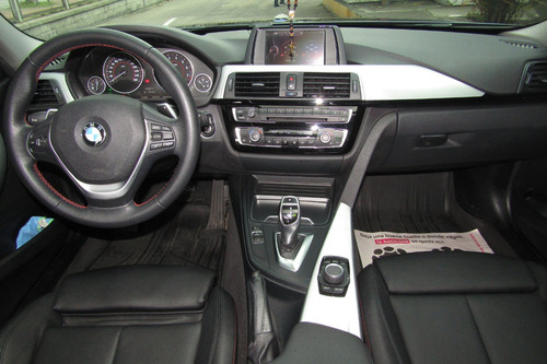BMW Serie 3 2.0 330i F30 Lci Sportline