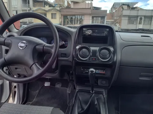 Nissan Frontier Doble Cabina